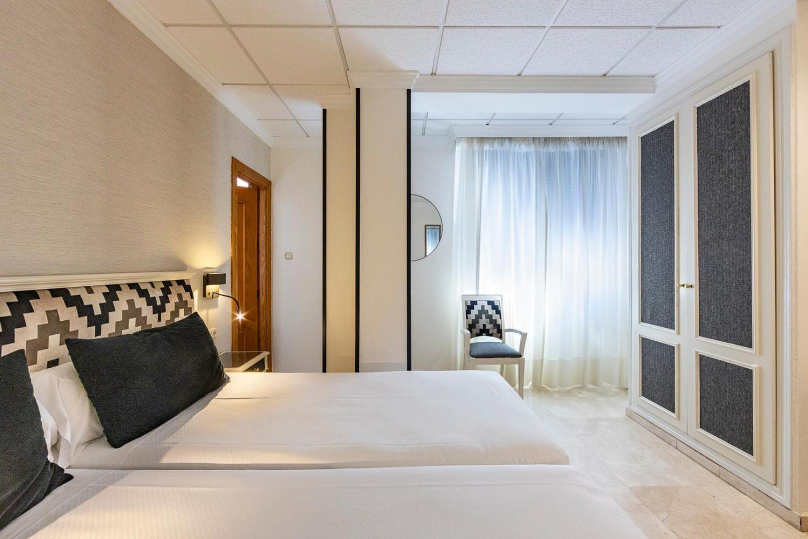 Hotel Sacromonte
